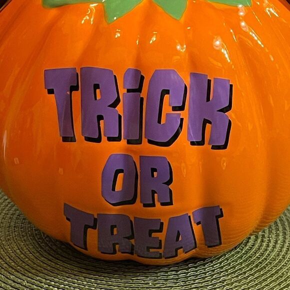 Disney Parks Mickey Mouse pumpkin candy bowl NWT - Picture 9 of 13